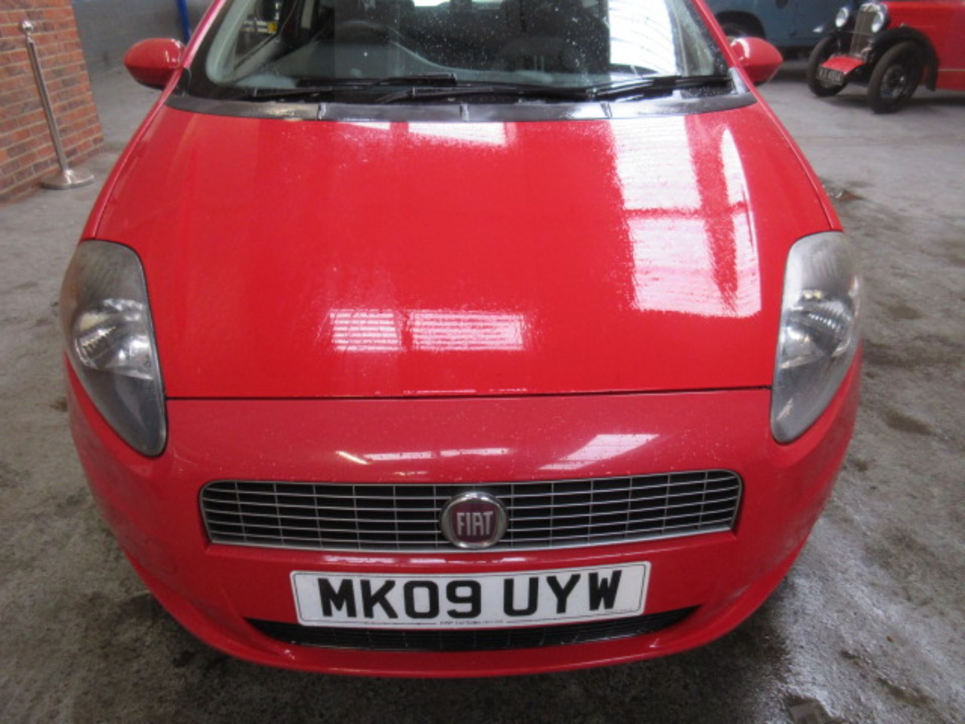 09 09 Fiat Grande Punto GP - Image 13 of 19