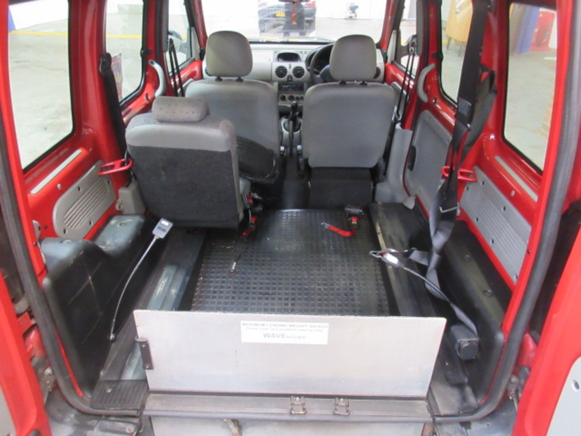 06 06 Renault Kangoo Authentique - Image 17 of 21