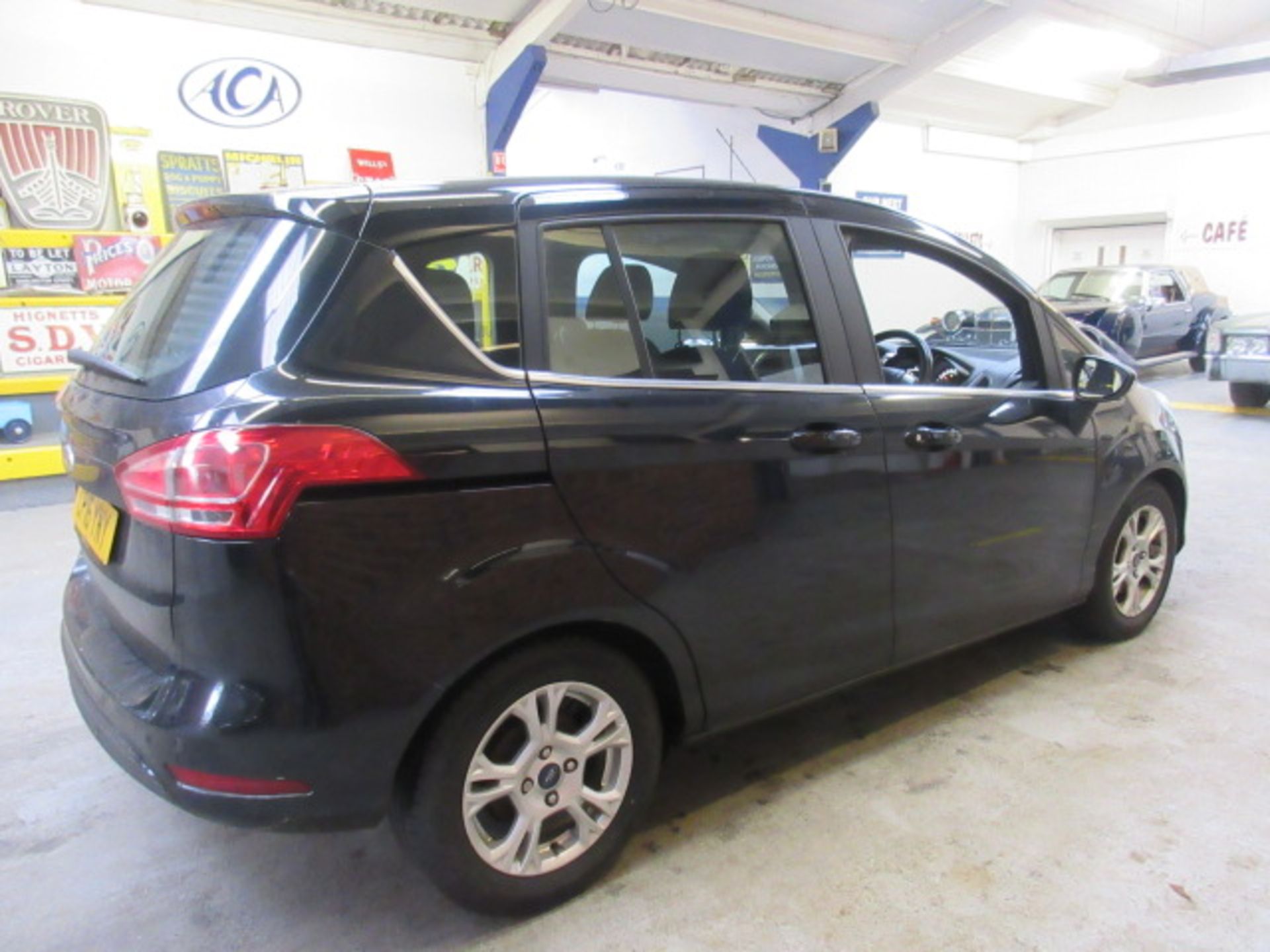 16 16 Ford B-Max Zetec TDCI - Image 10 of 19