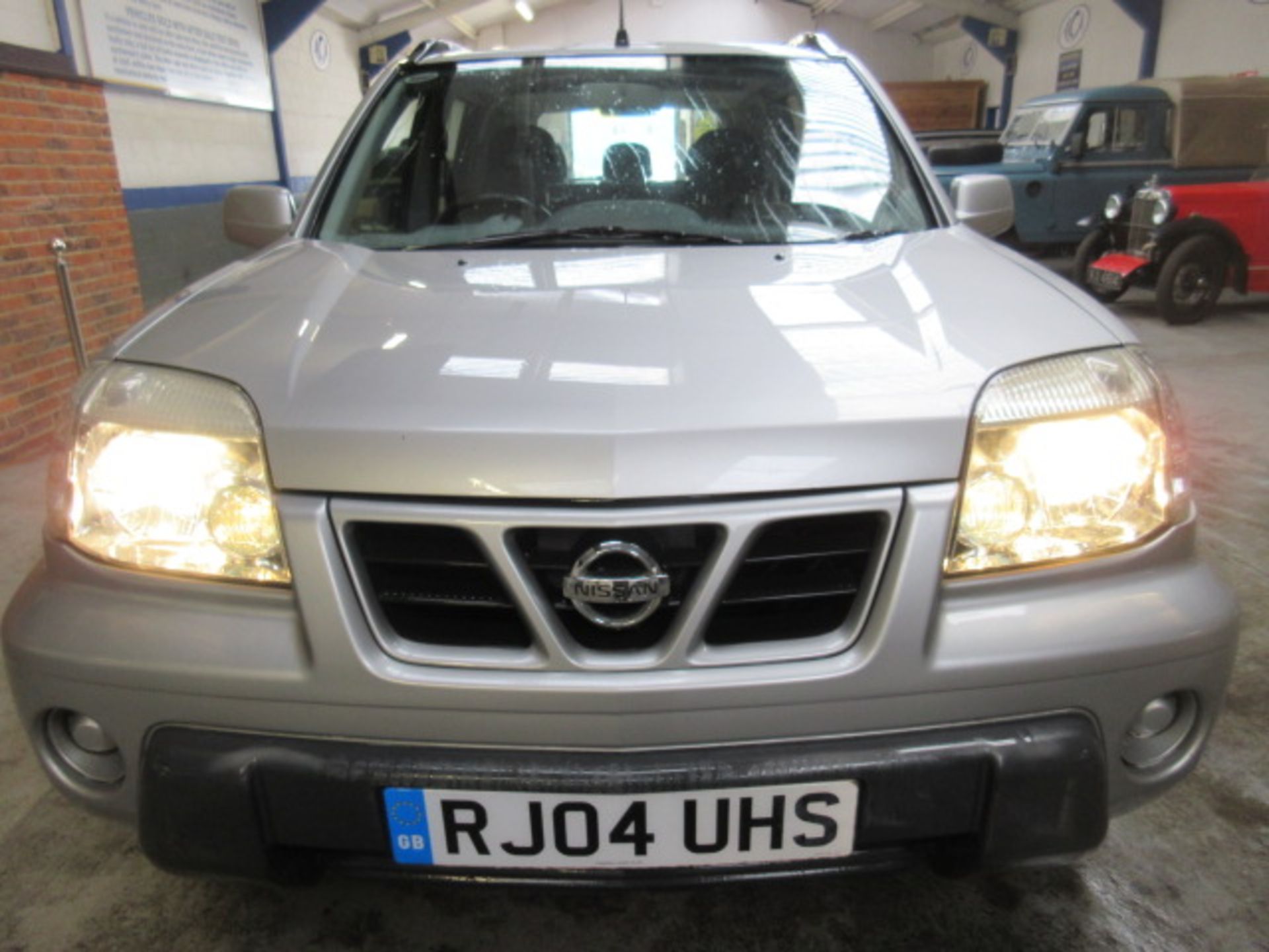 04 04 Nissan X Trail Sport DCI - Image 3 of 24