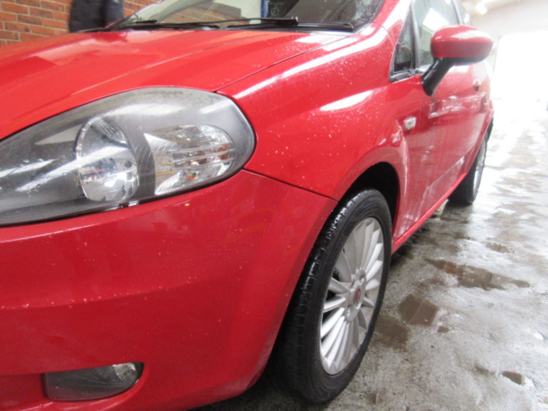 09 09 Fiat Grande Punto GP - Image 2 of 19