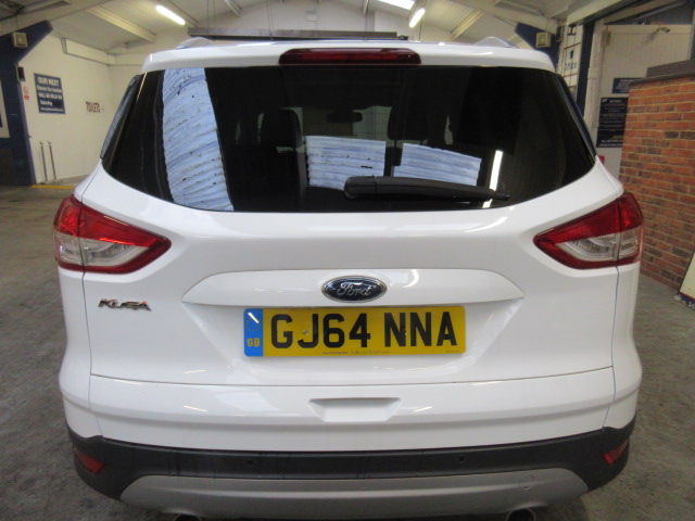 64 14 Ford Kuga Titanium X TDCI 4X4 - Image 5 of 25