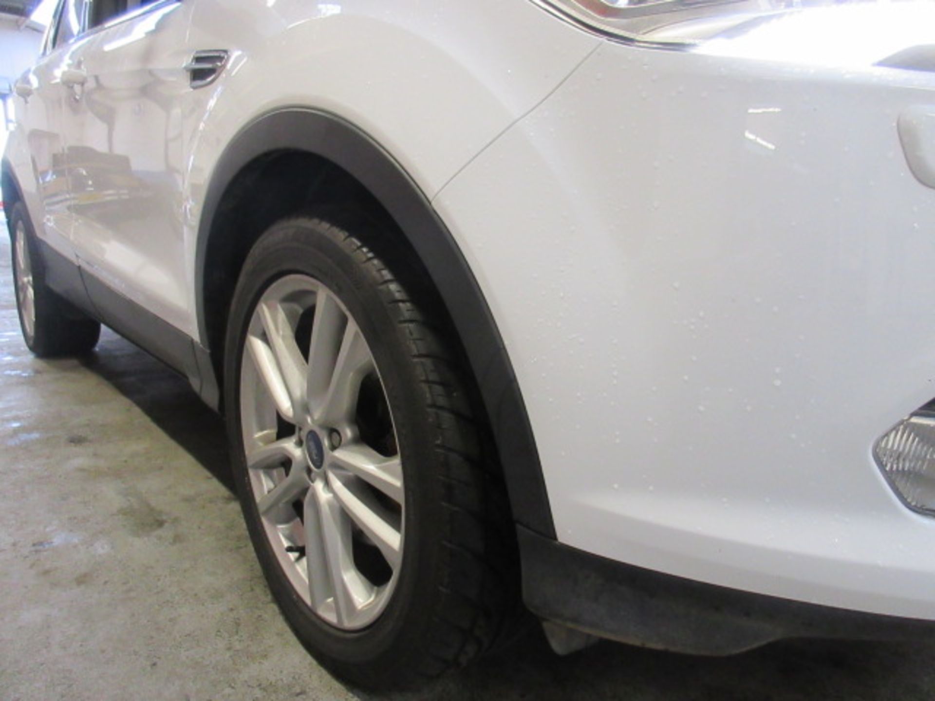 64 14 Ford Kuga Titanium X TDCI 4X4 - Image 13 of 25