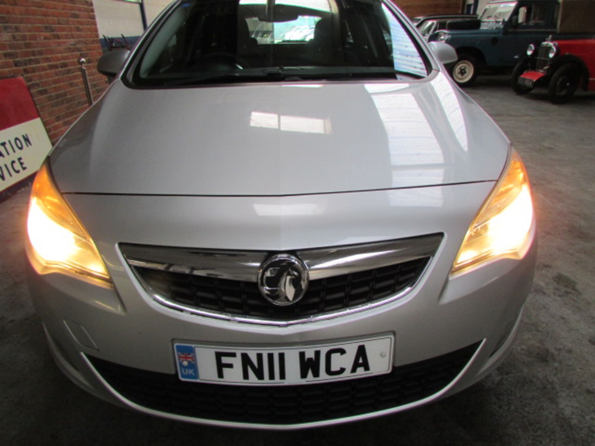 11 11 Vauxhall Astra Excl CDTI - Image 15 of 25