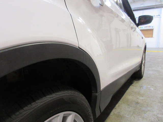 64 14 Ford Kuga Titanium X TDCI 4X4 - Image 6 of 25