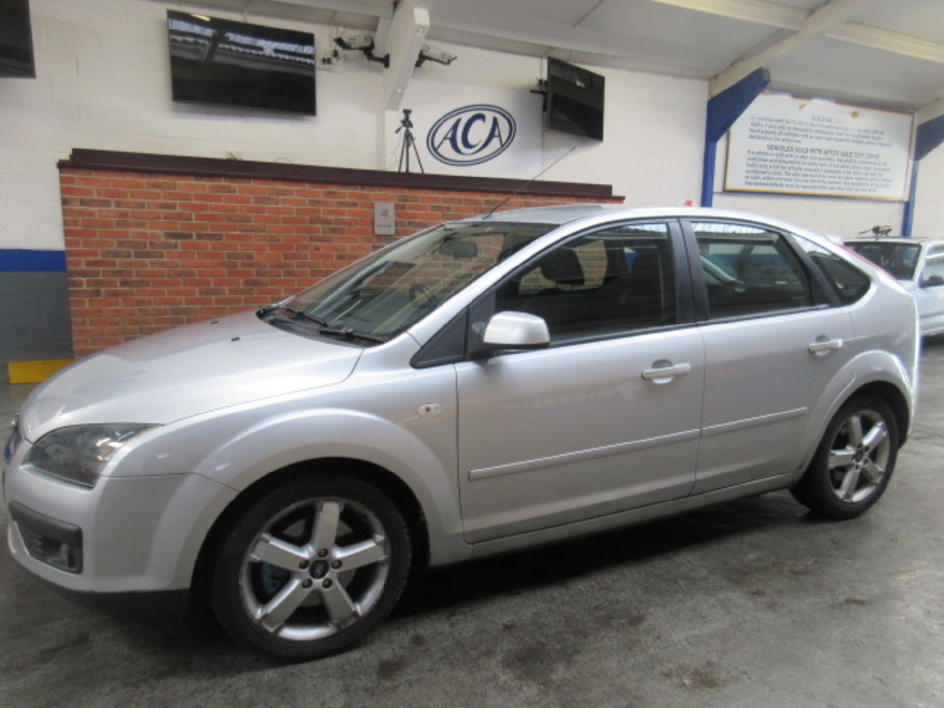 57 07 Ford Focus Zetec TDCI