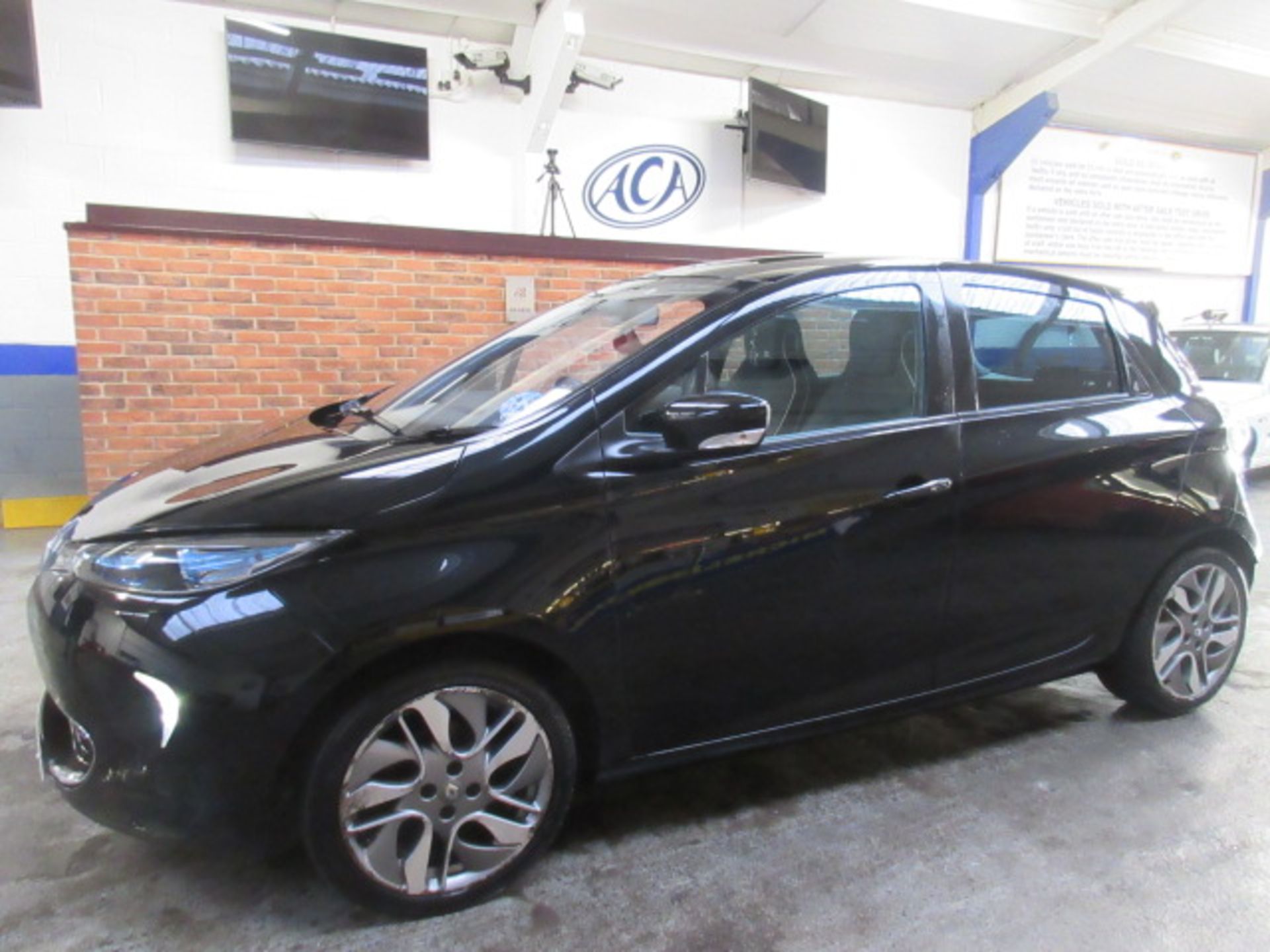 13 13 Renault Zoe Dyn Intens