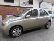 04 04 Nissan Micra SE