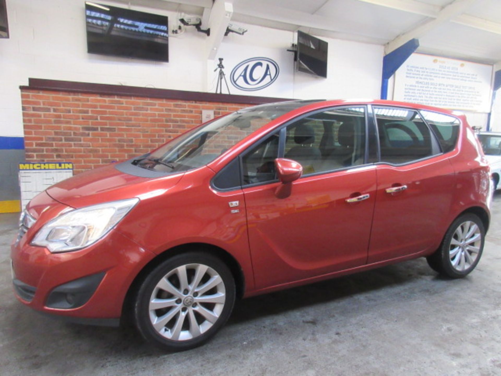 12 12 Vauxhall Meriva SE