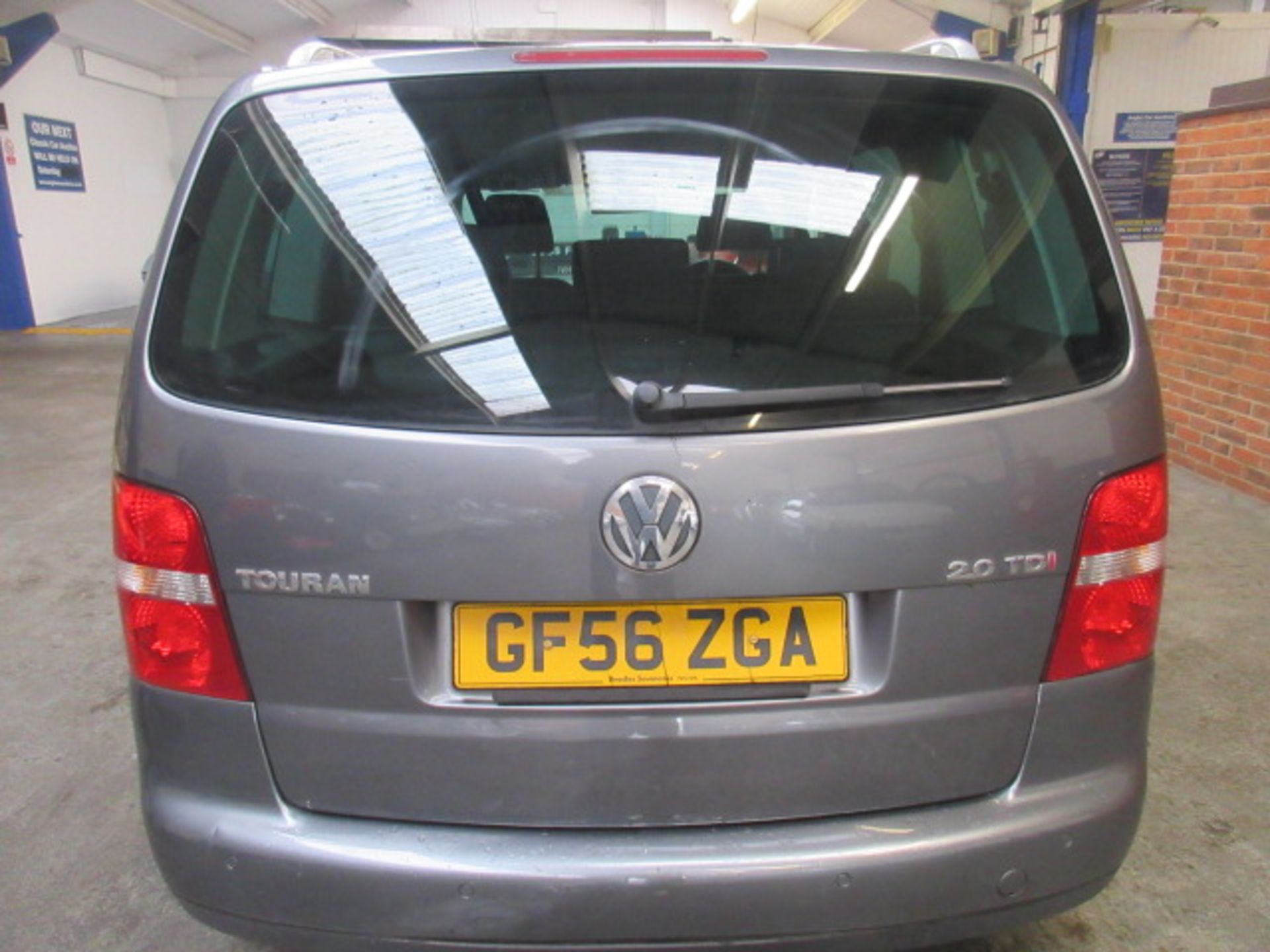 56 07 VW Touran SE TDI - Image 16 of 26