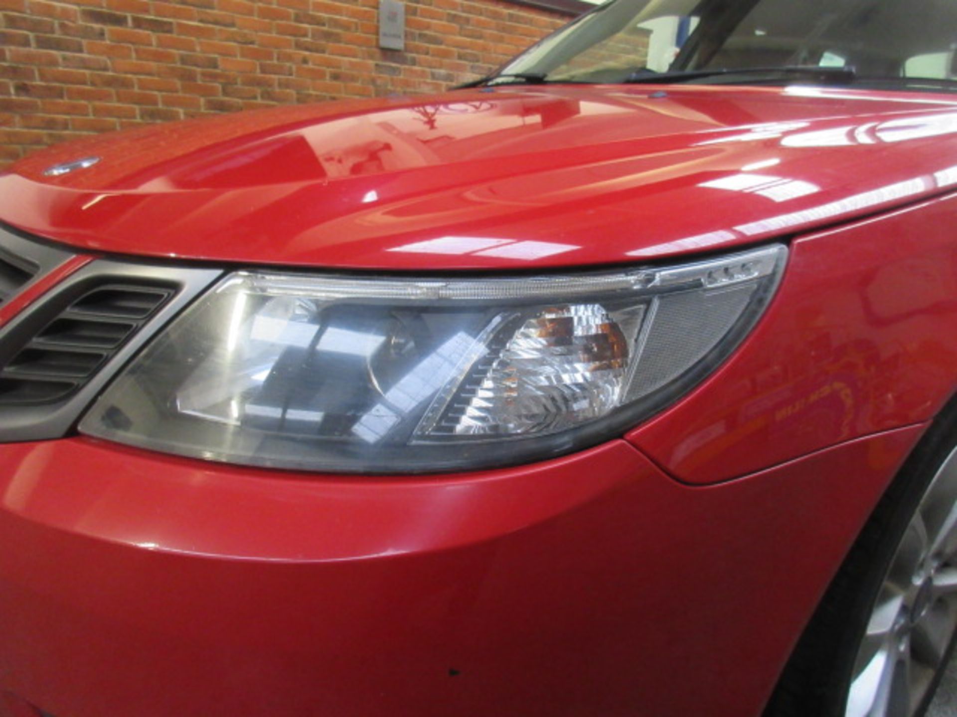 60 10 Saab 9-3 Linear SE TID 150 - Image 2 of 21