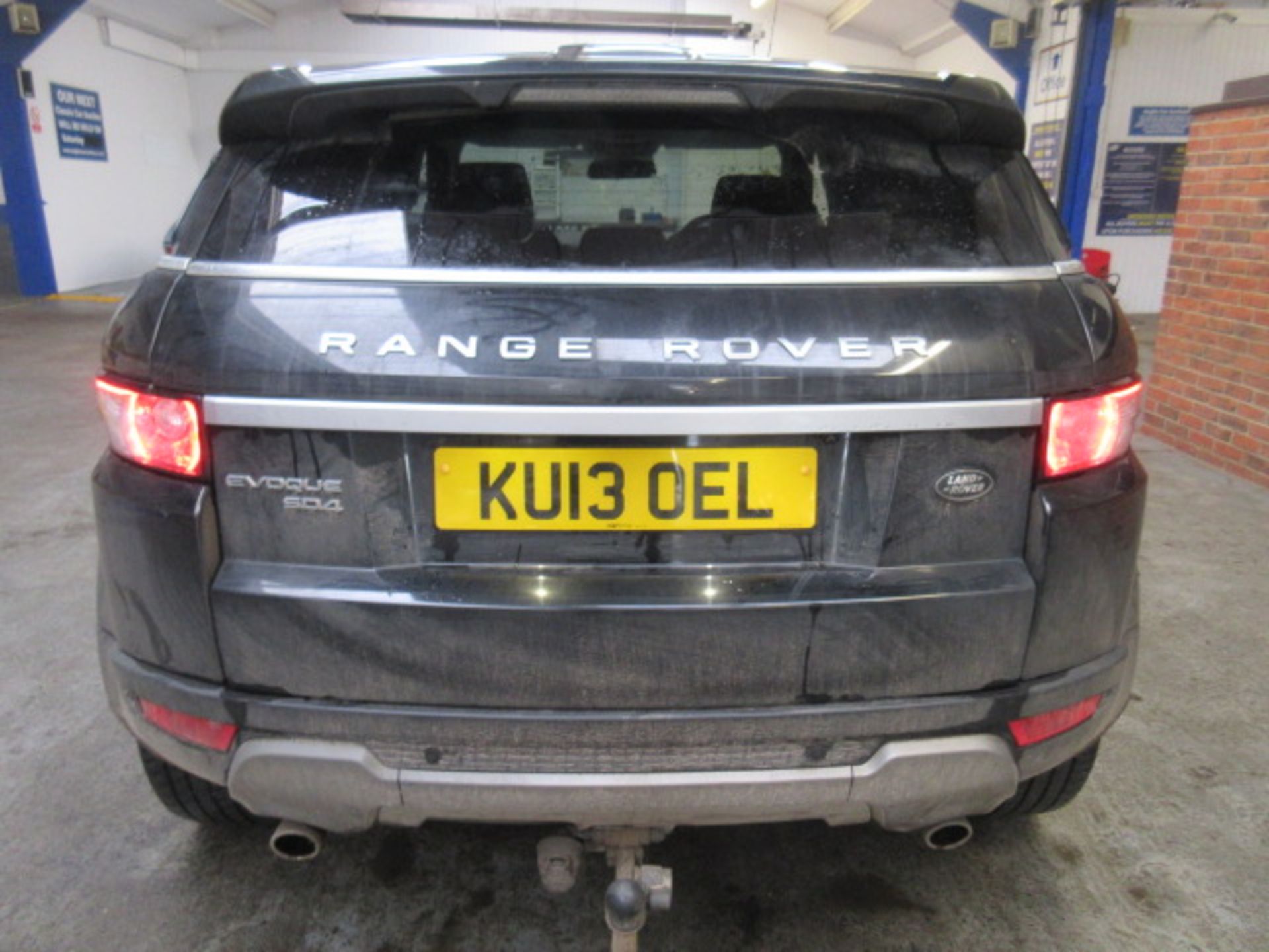 13 13 Range Rover Evoque Pr-Lux - Image 17 of 22