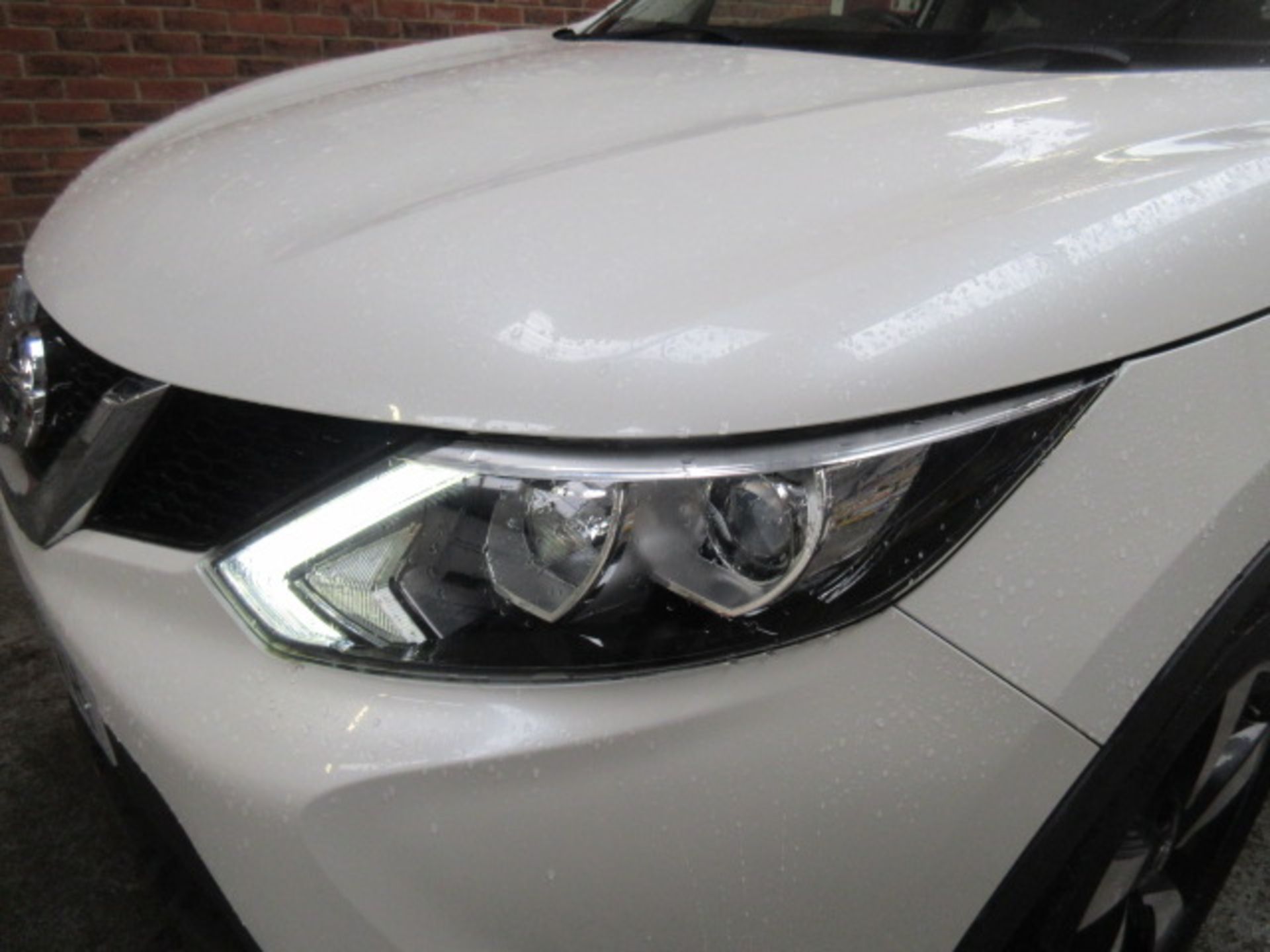 64 14 Nissan Qashqai N-Tec + DIG-T - Bild 16 aus 25