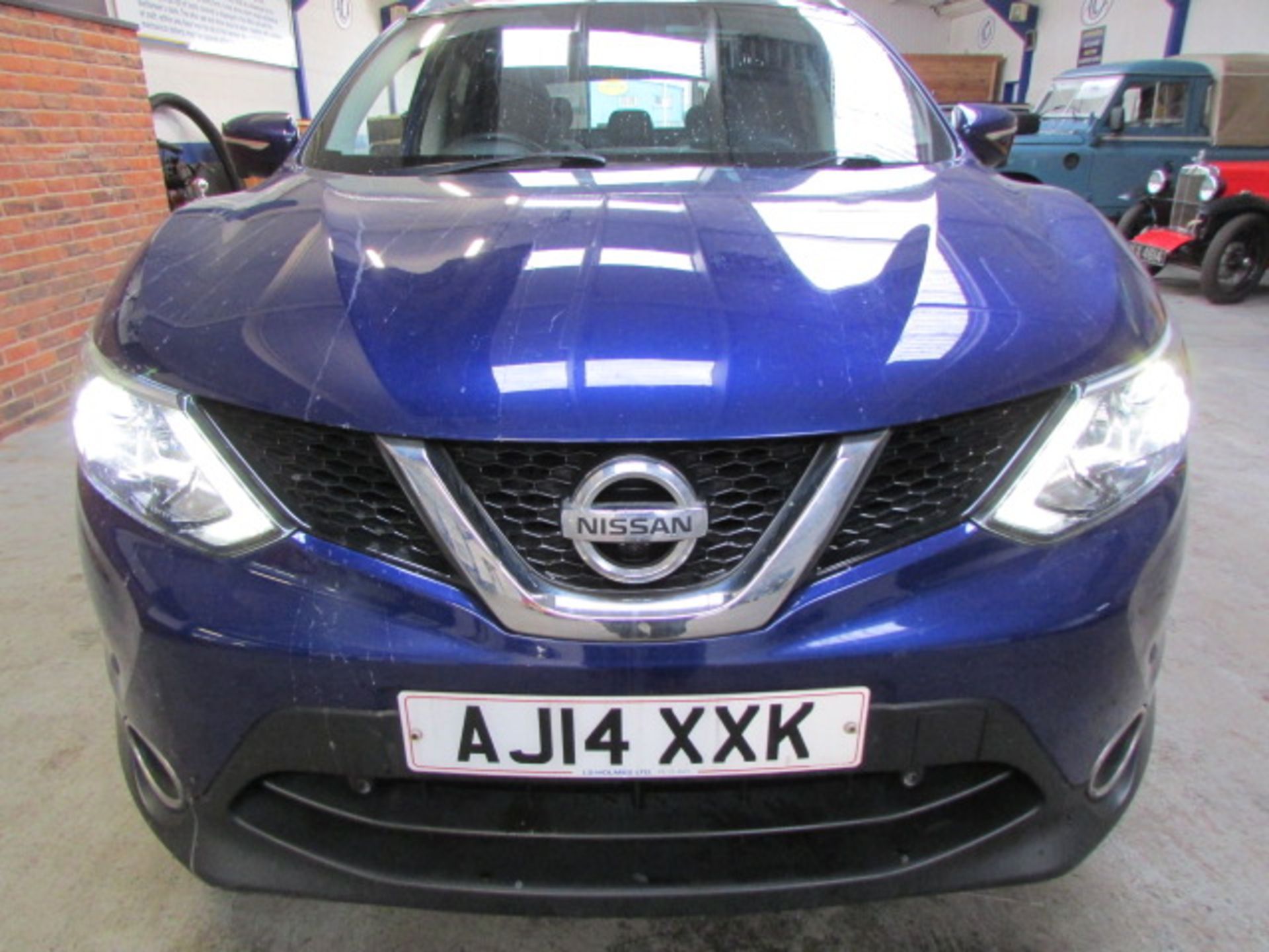 14 14 Nissan Qashqai Tekna DIG-T - Image 12 of 22