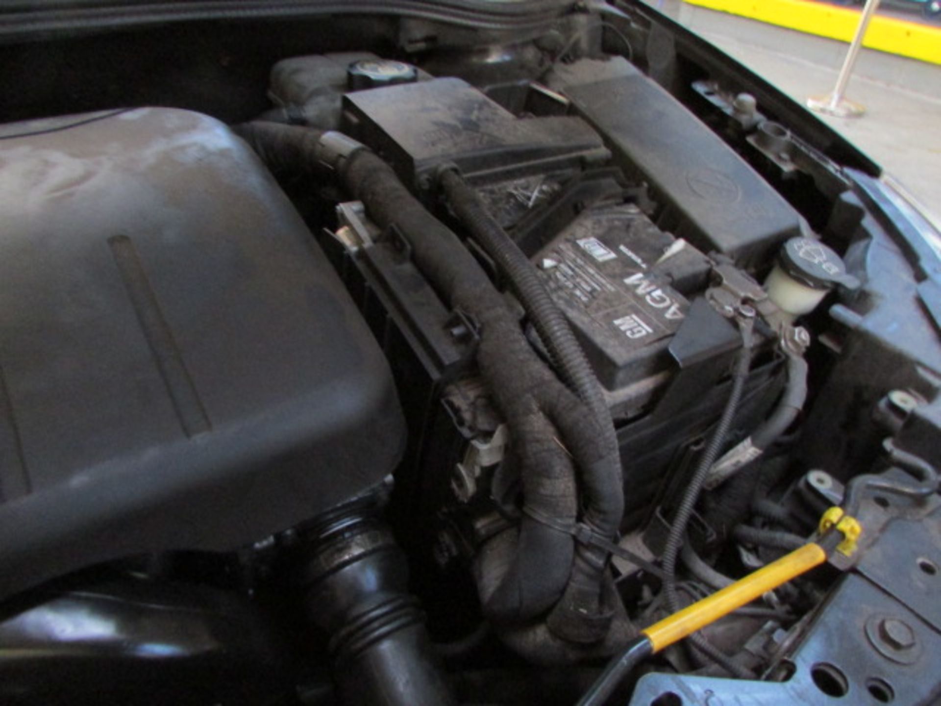 12 12 Vauxhall Astra Exl CDTI - Image 30 of 32