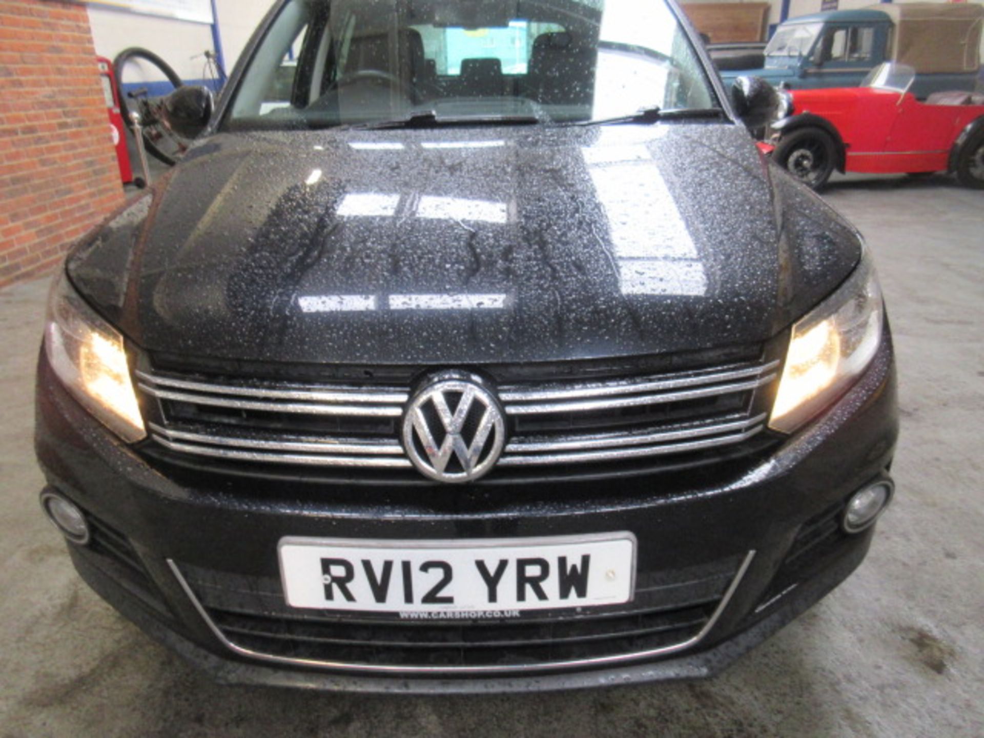 12 12 VW Tiguan Sport TDI Blue - Image 3 of 24