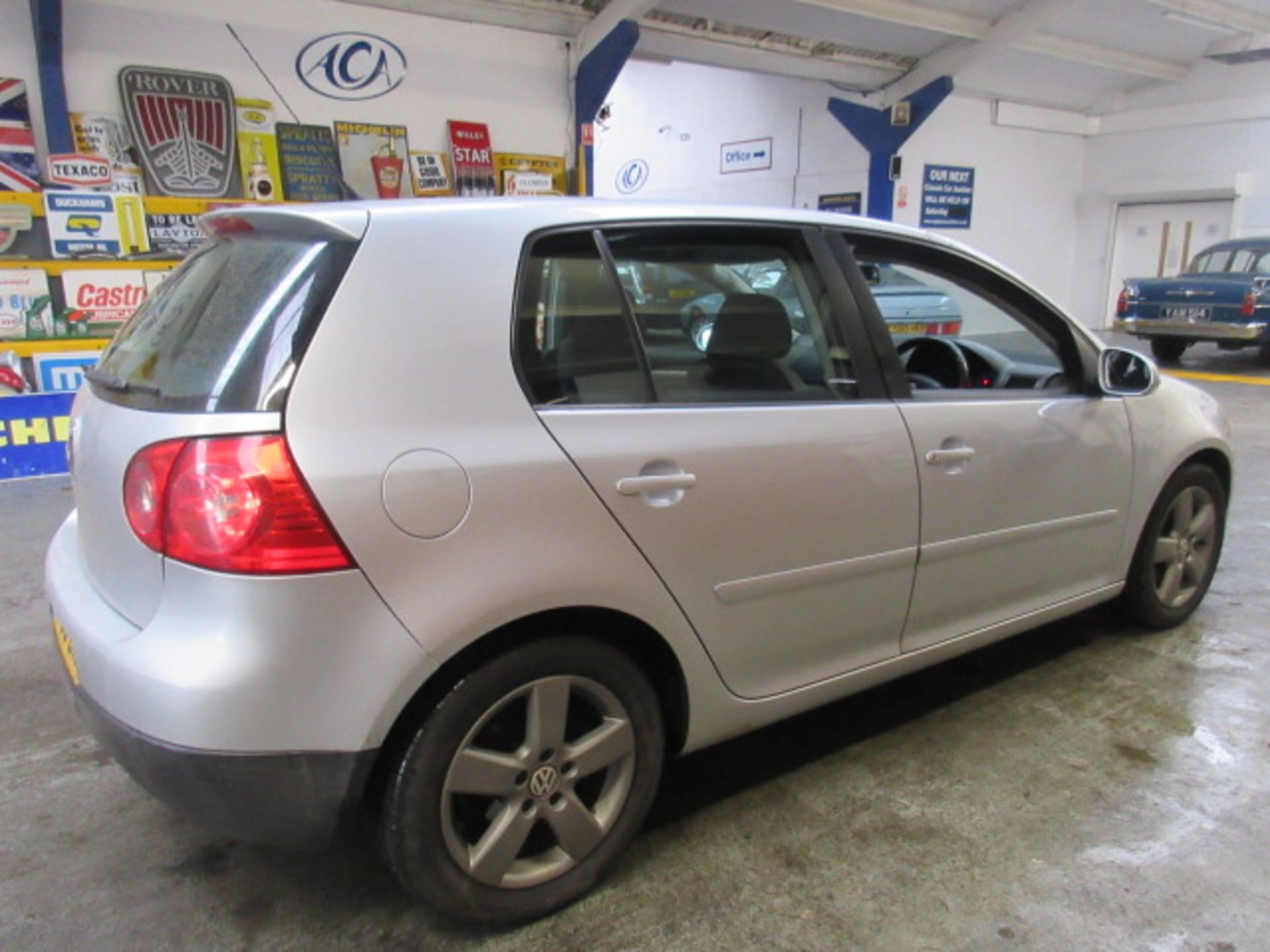 56 06 VW Golf TDI Sport - Image 10 of 20