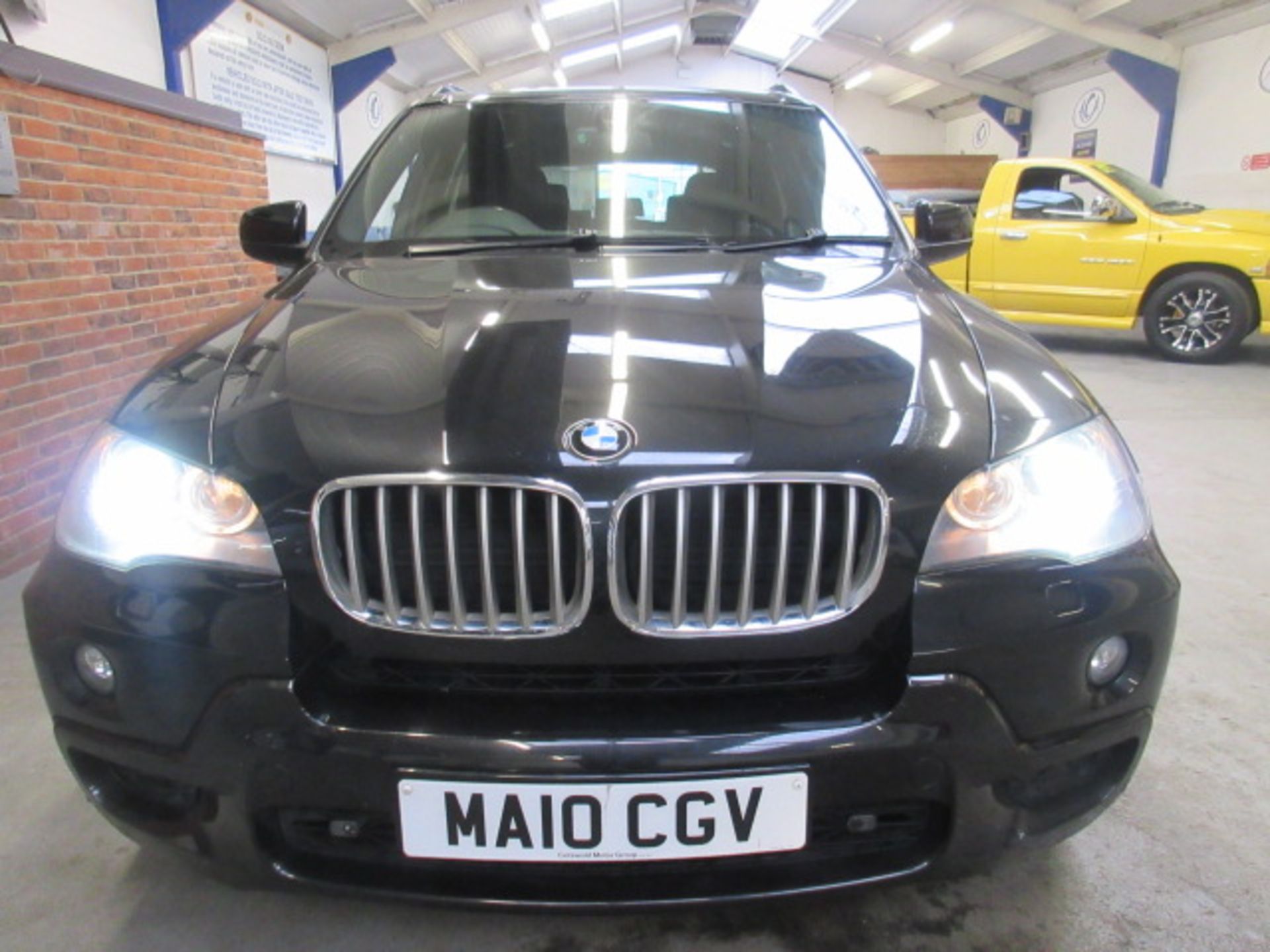 10 10 BMW X5 M Sport 7 Seater - Image 21 of 32