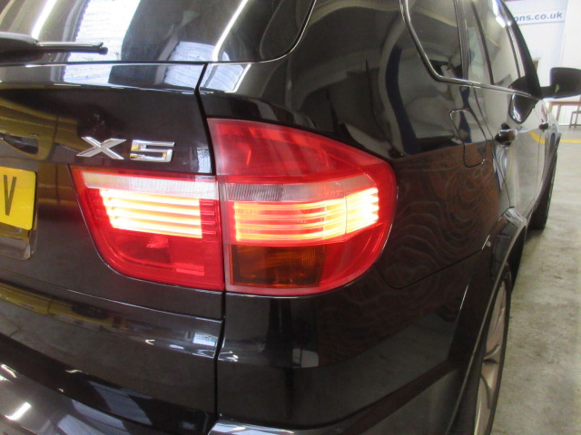 10 10 BMW X5 M Sport 7 Seater - Image 3 of 32