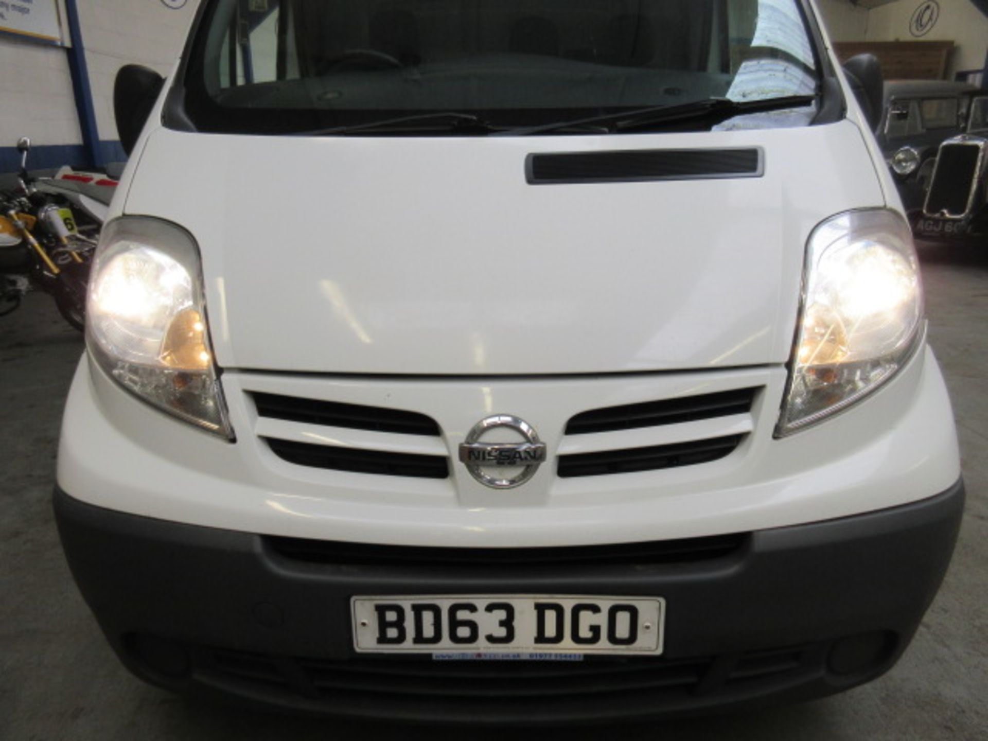 63 14 Nissan Primaster SE LWB DCI - Image 14 of 22