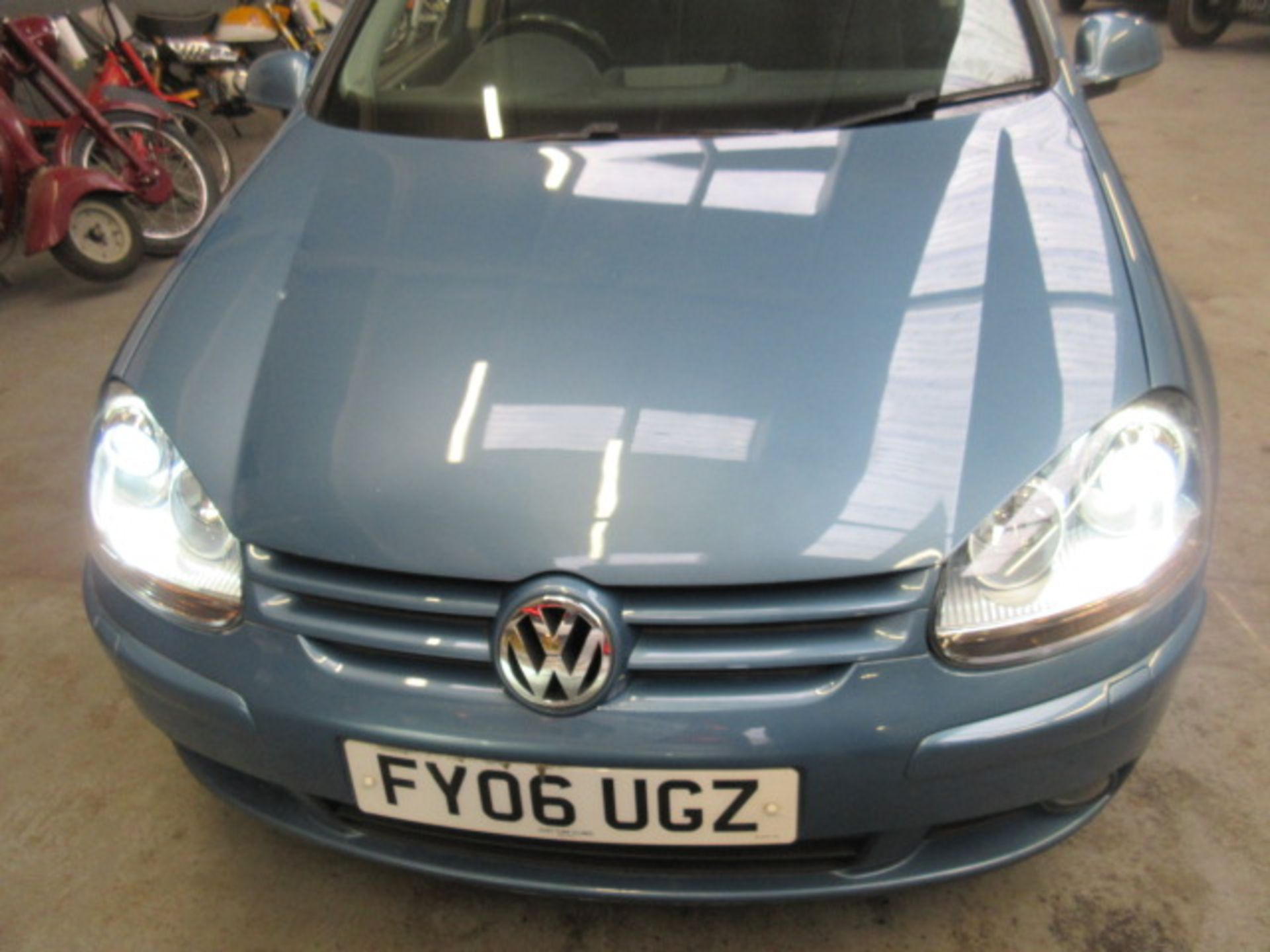 06 06 VW Golf GT TDI - Image 11 of 23