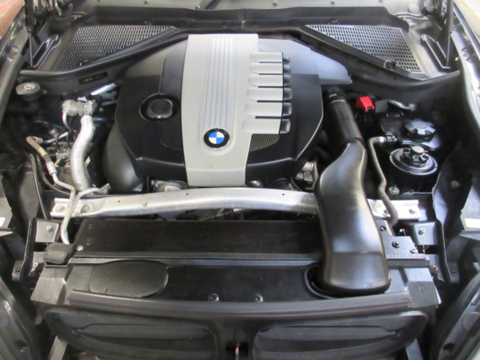 10 10 BMW X5 M Sport 7 Seater - Image 31 of 32