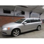 57 07 Volvo V70 SE Lux D5 Auto