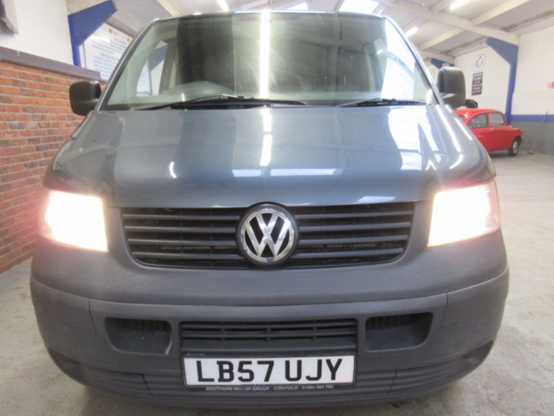 57 08 VW Transporter T30 TDI LWB - Image 16 of 27