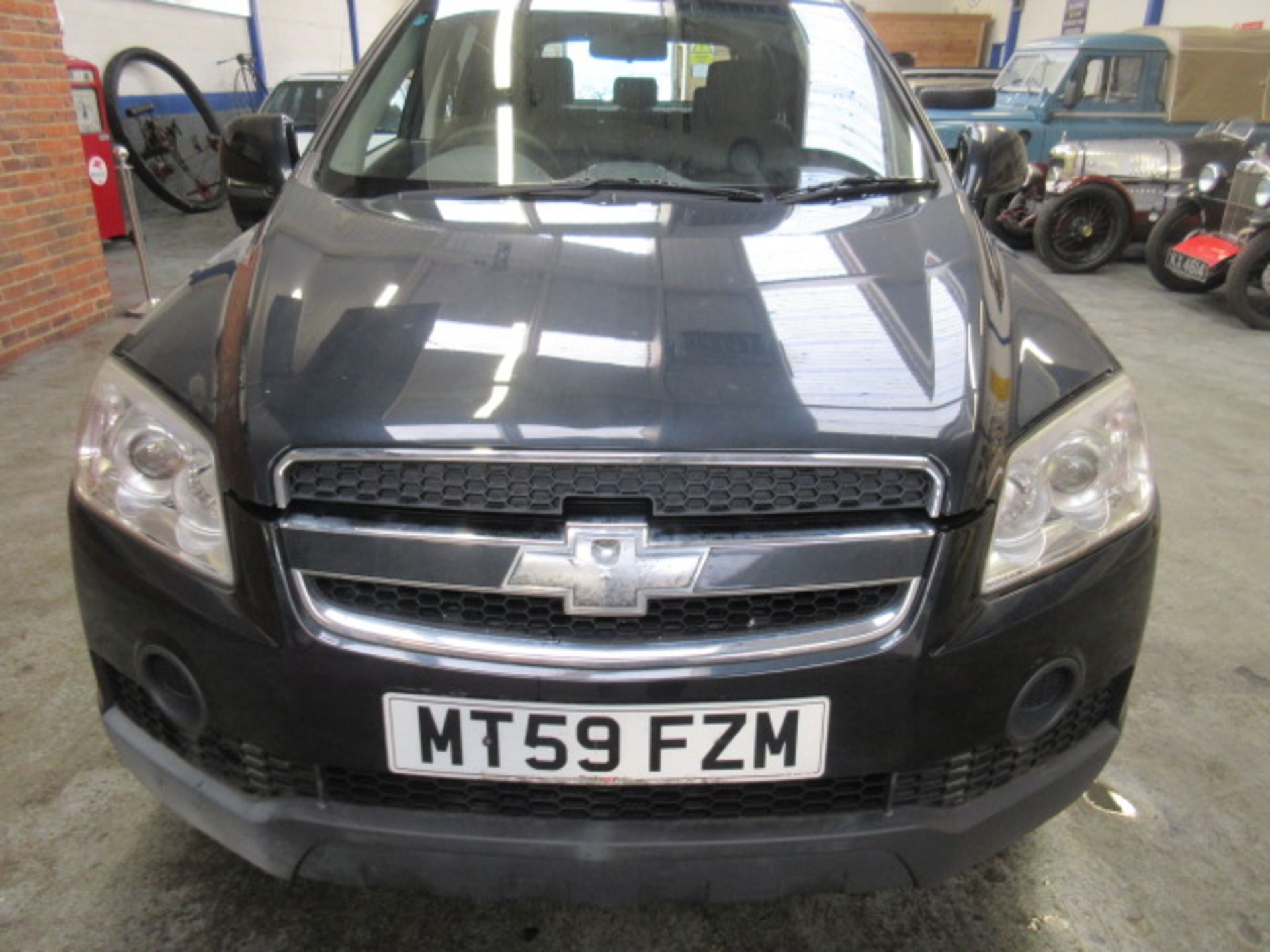 59 09 Chevrolet Captiva LS VCDI - Image 2 of 16