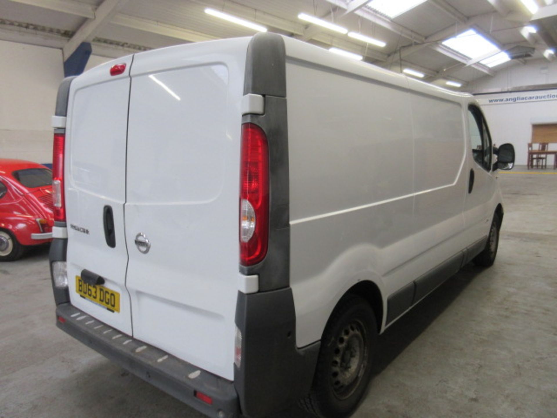 63 14 Nissan Primaster SE LWB DCI - Image 11 of 22