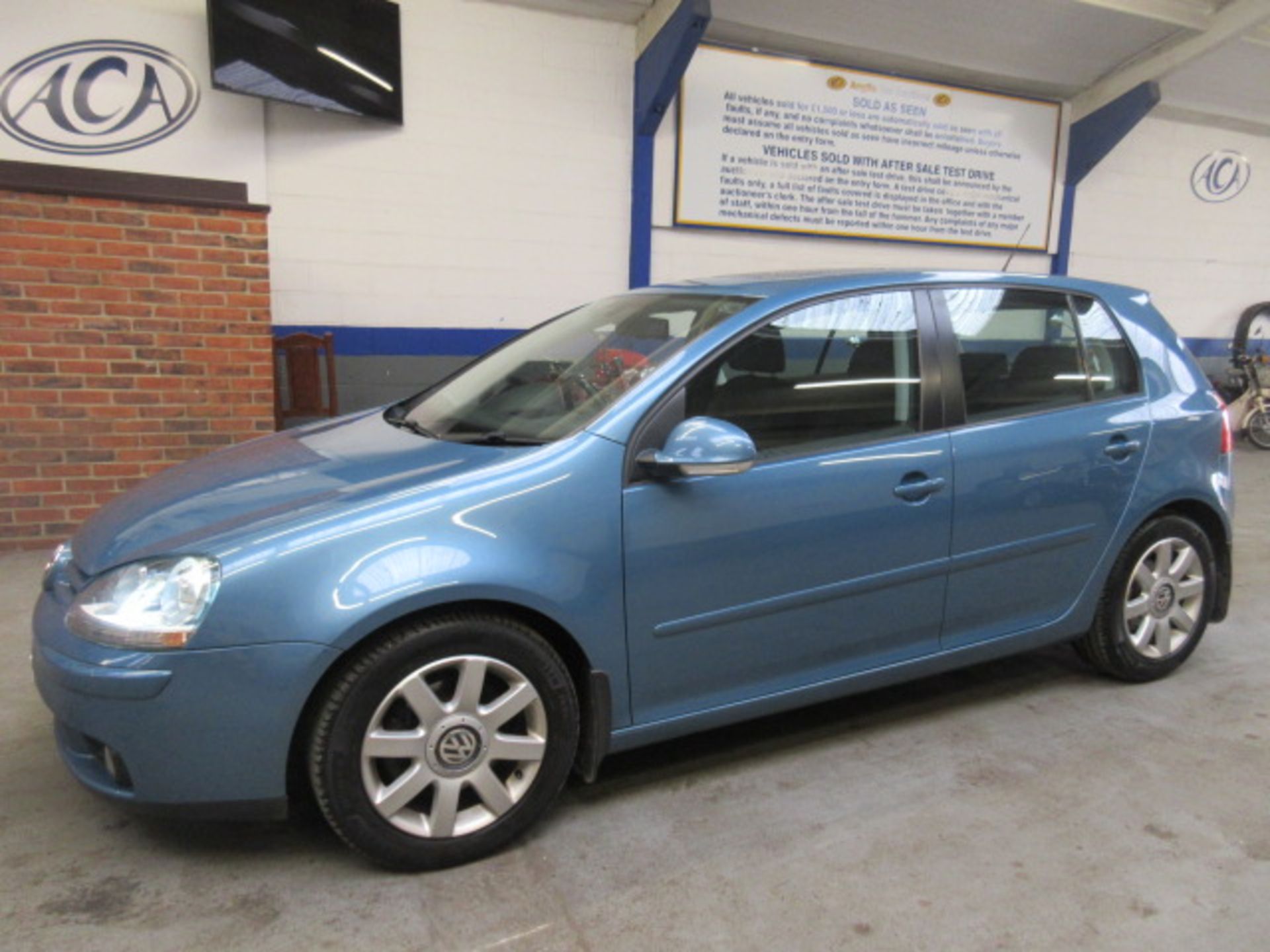 06 06 VW Golf GT TDI