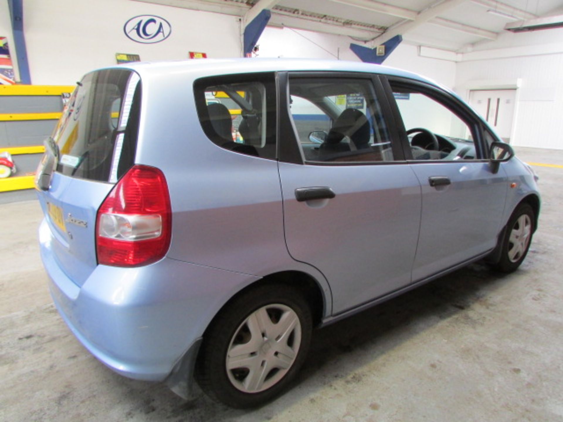 03 03 Honda Jazz S - Image 13 of 23