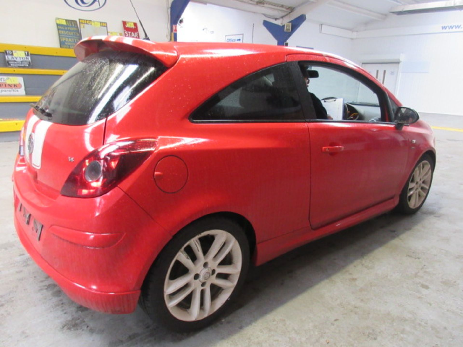 62 12 Vauxhall Corsa SRI - Image 2 of 20