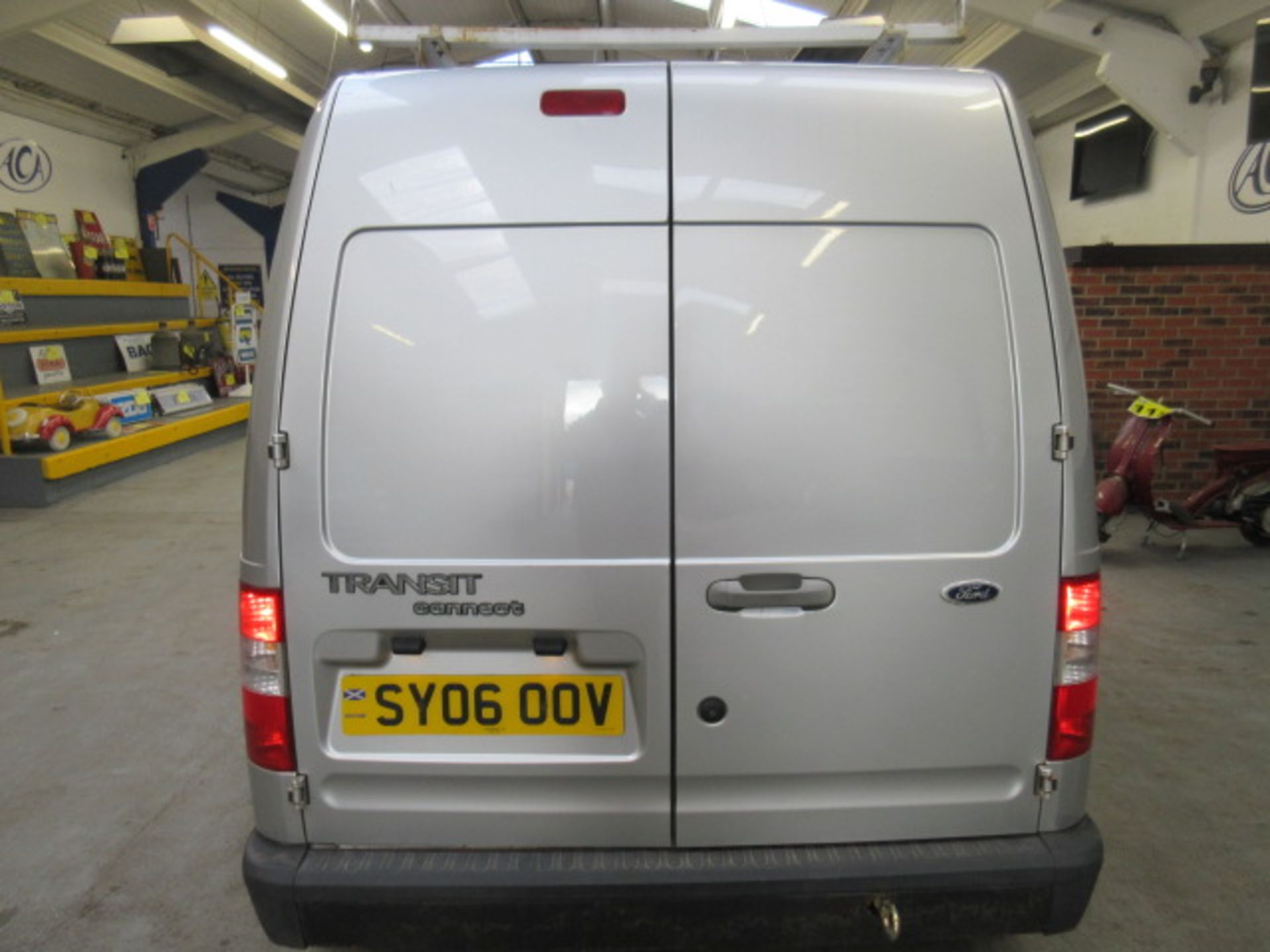 06 06 Ford Transit Connect L230 - Image 13 of 20