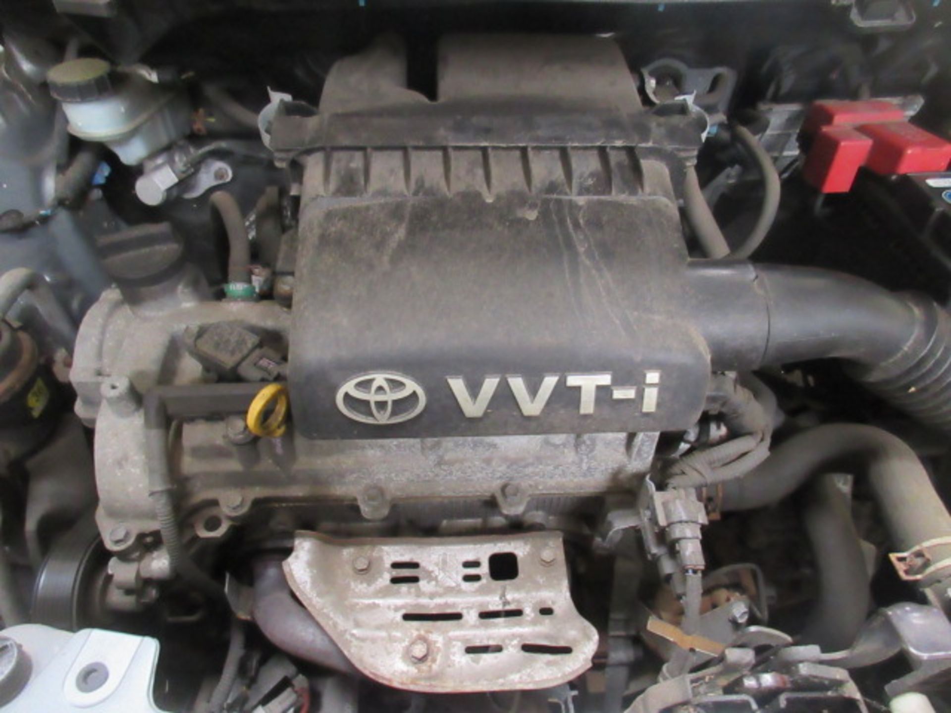 08 08 Toyota Yaris SR - Image 18 of 18