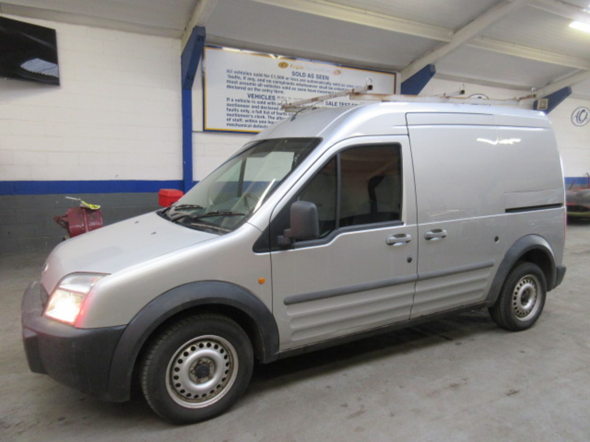 06 06 Ford Transit Connect L230