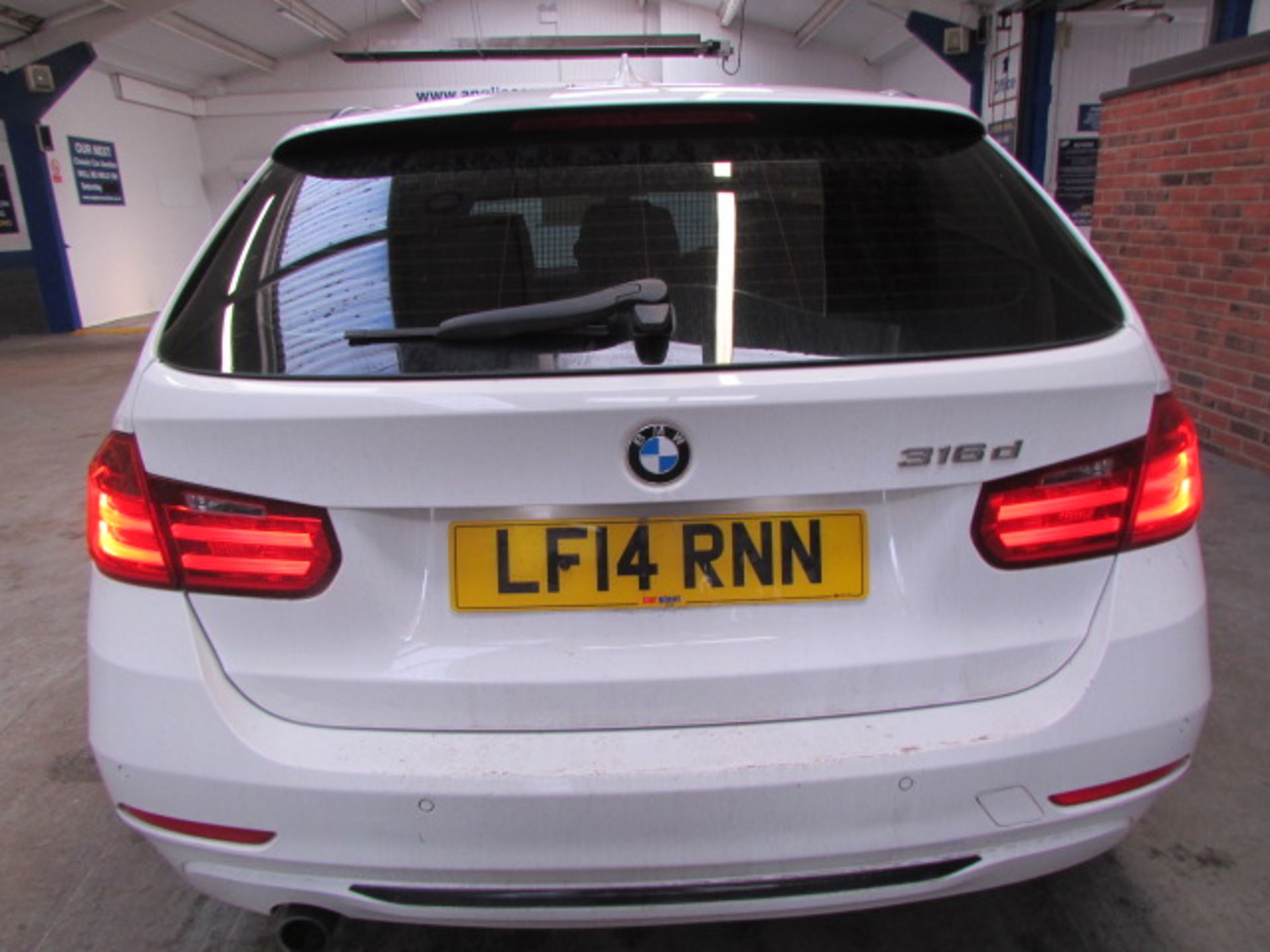 14 14 BMW 316D Sport - Image 14 of 20