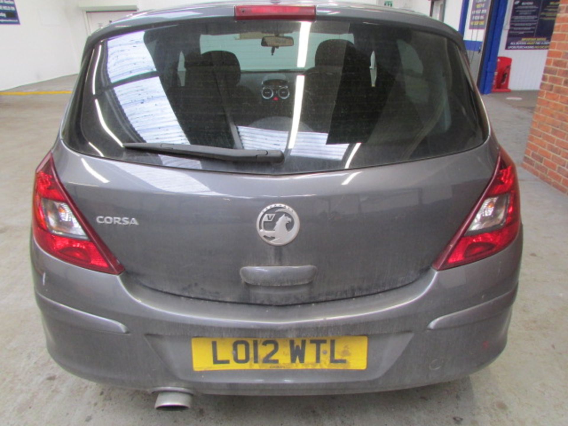 12 12 Vauxhall Corsa SXI A/C - Image 12 of 18