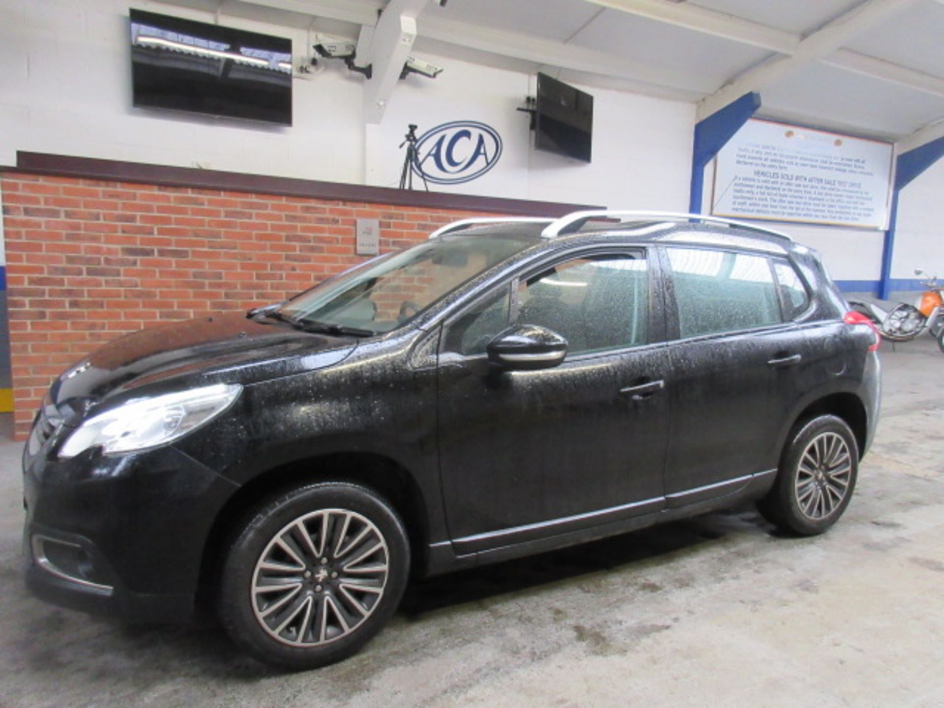 15 15 Peugeot 2008 Active S/S