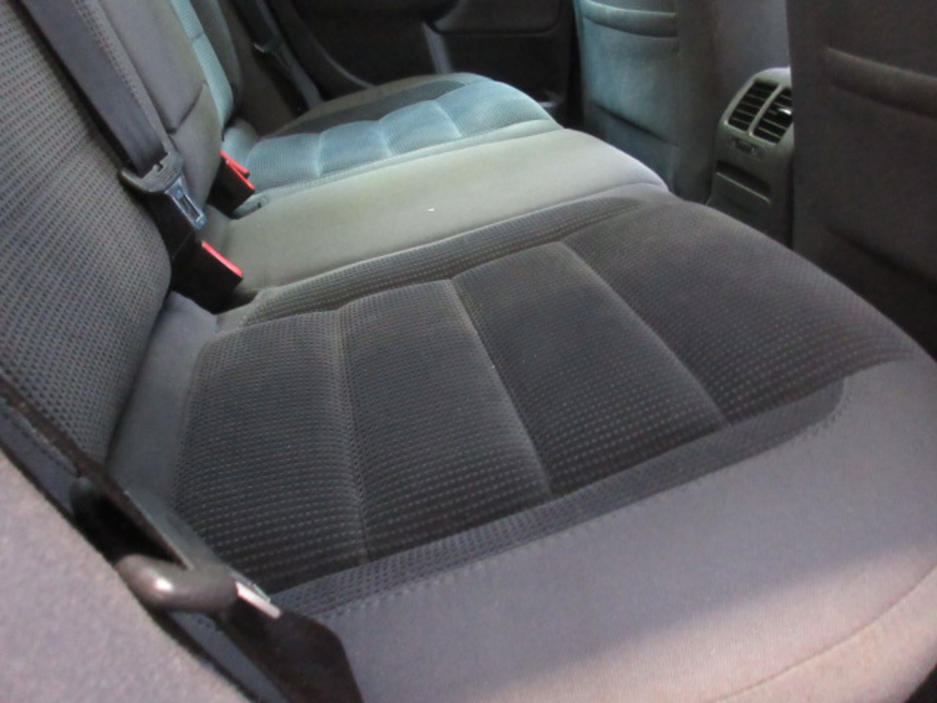 57 08 VW Golf SE TDI 140 DPF - Image 16 of 21