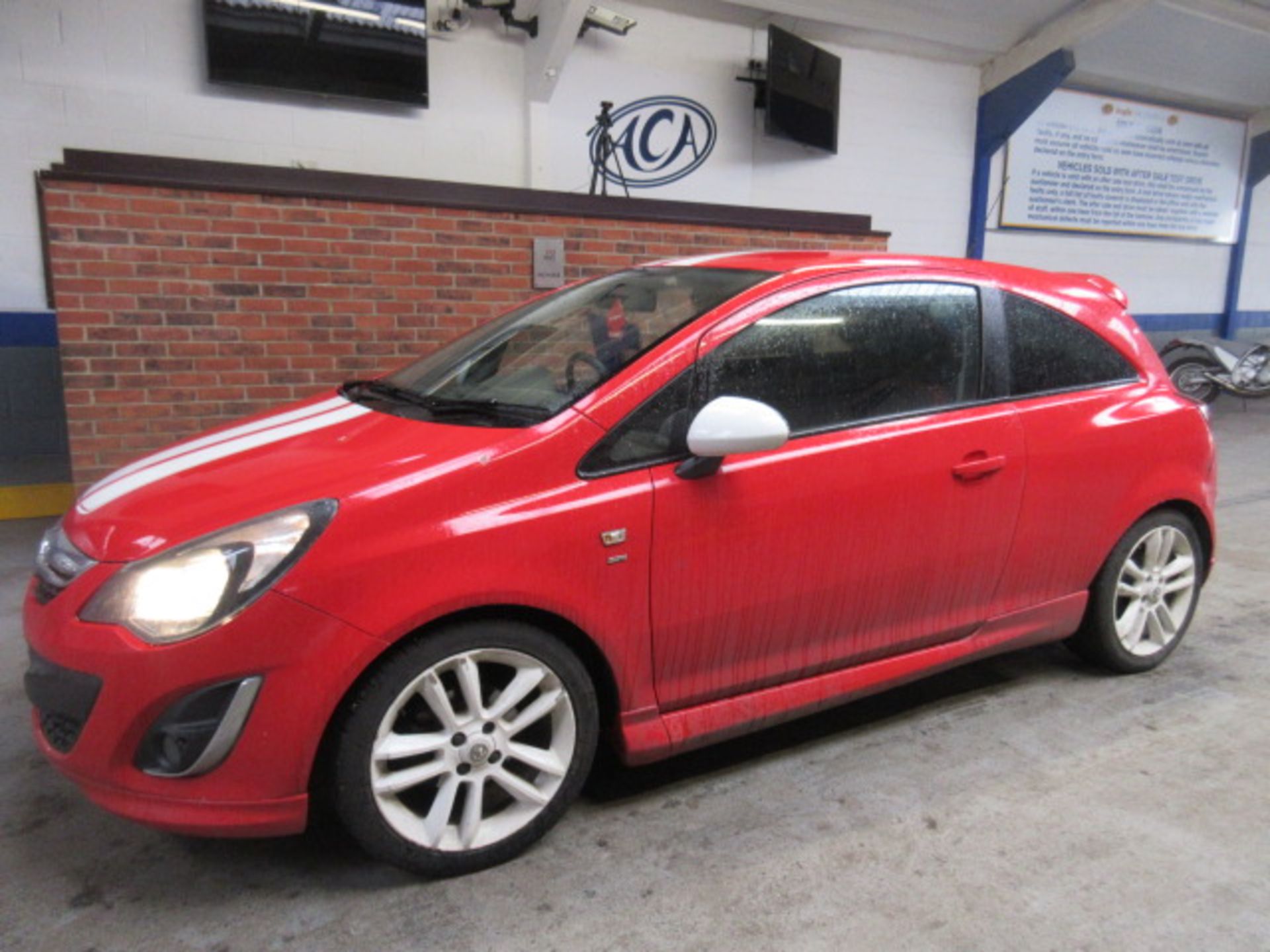 62 12 Vauxhall Corsa SRI