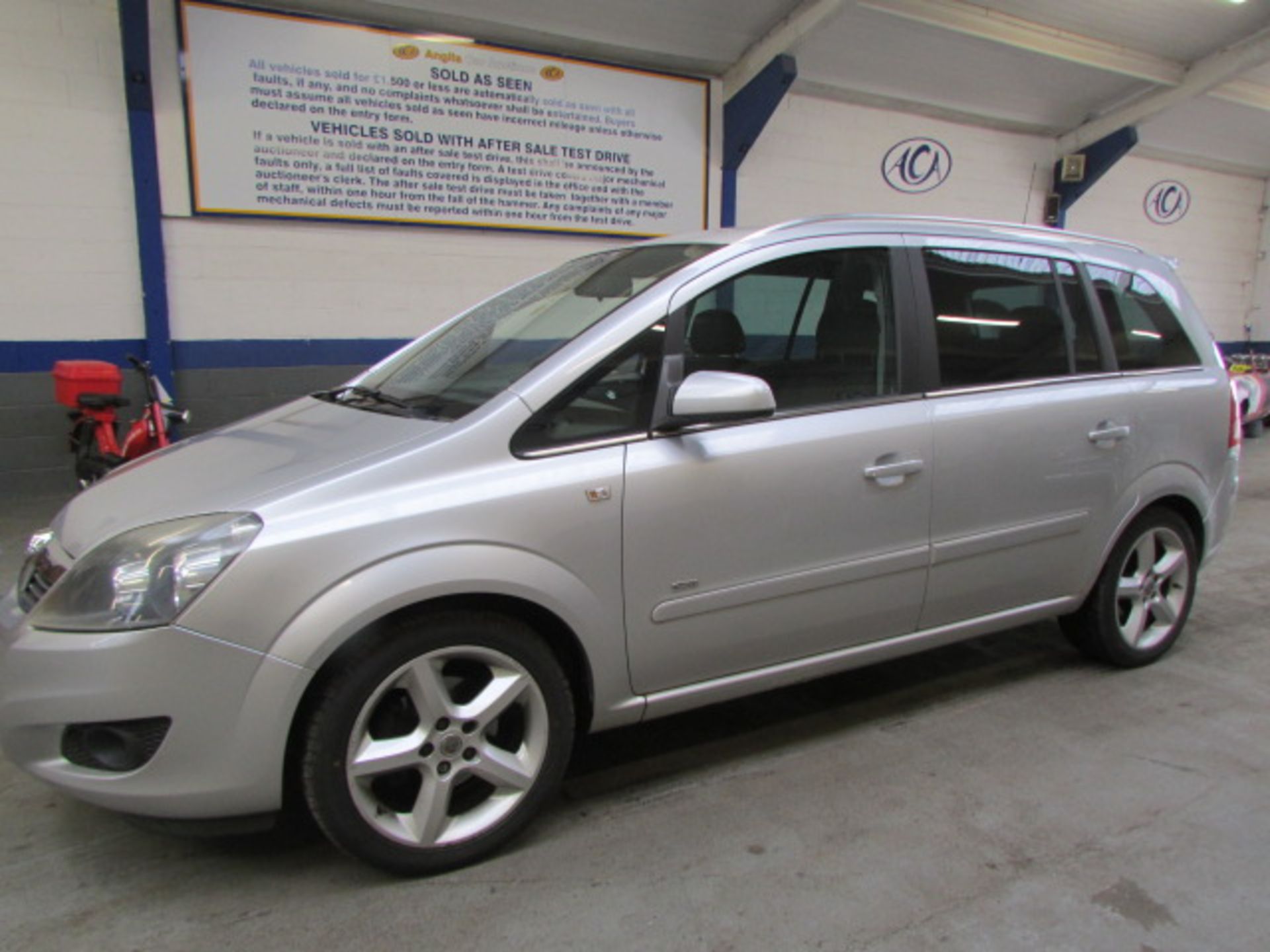 08 08 Vauxhall Zafira SRI