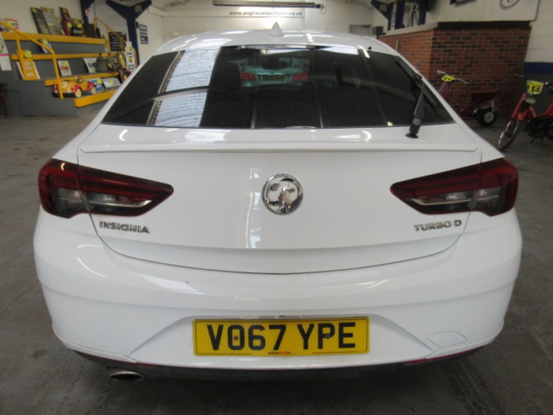 67 17 Vauxhall Insignia SRI VX-Line - Image 2 of 22