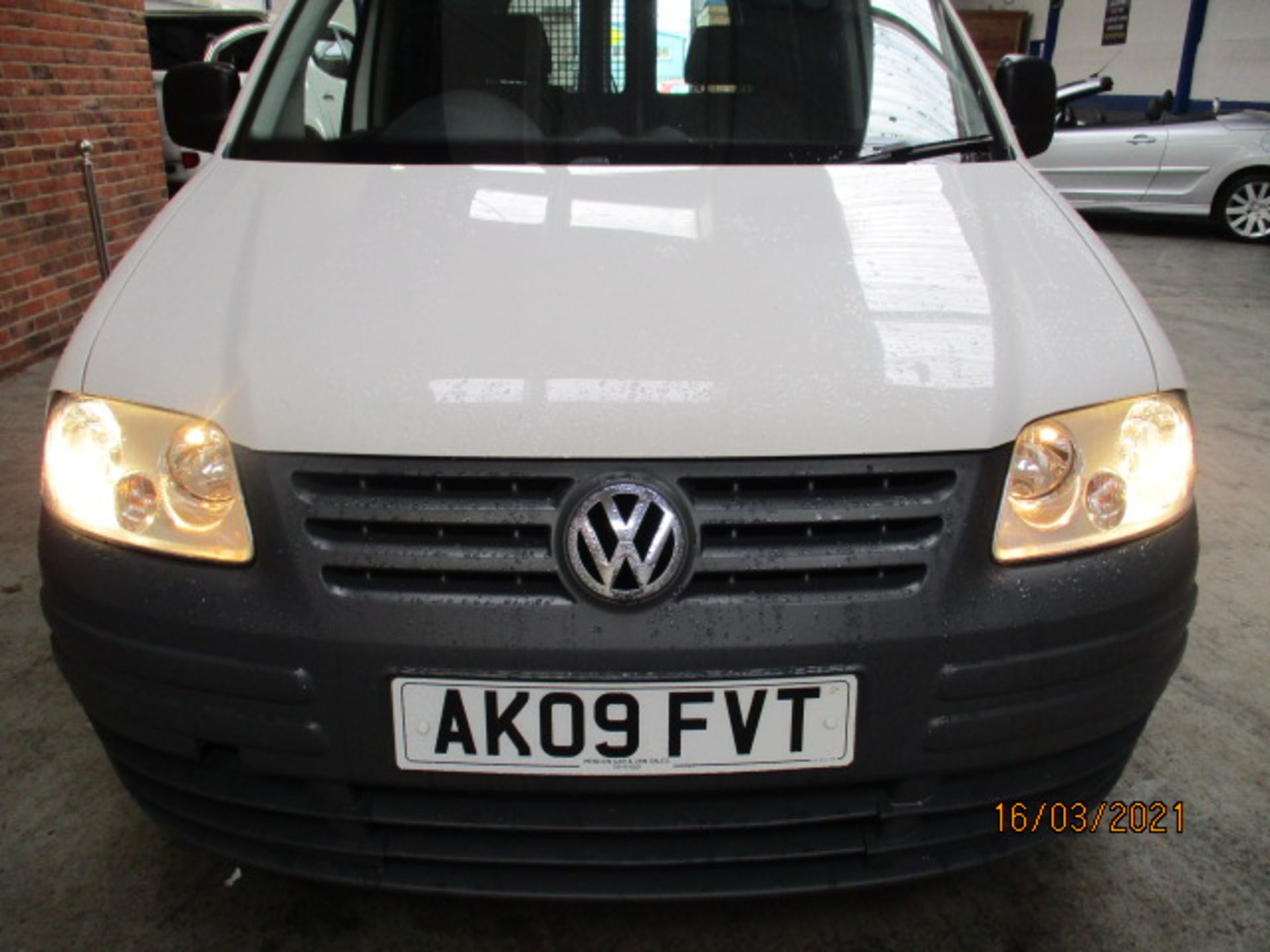 09 09 VW Caddy 69PS SDi - Image 2 of 17