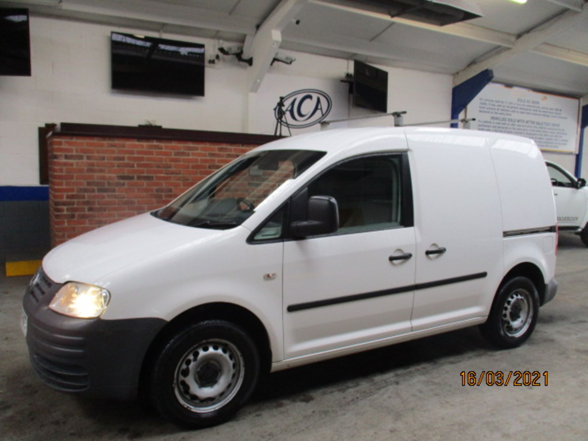 09 09 VW Caddy 69PS SDi