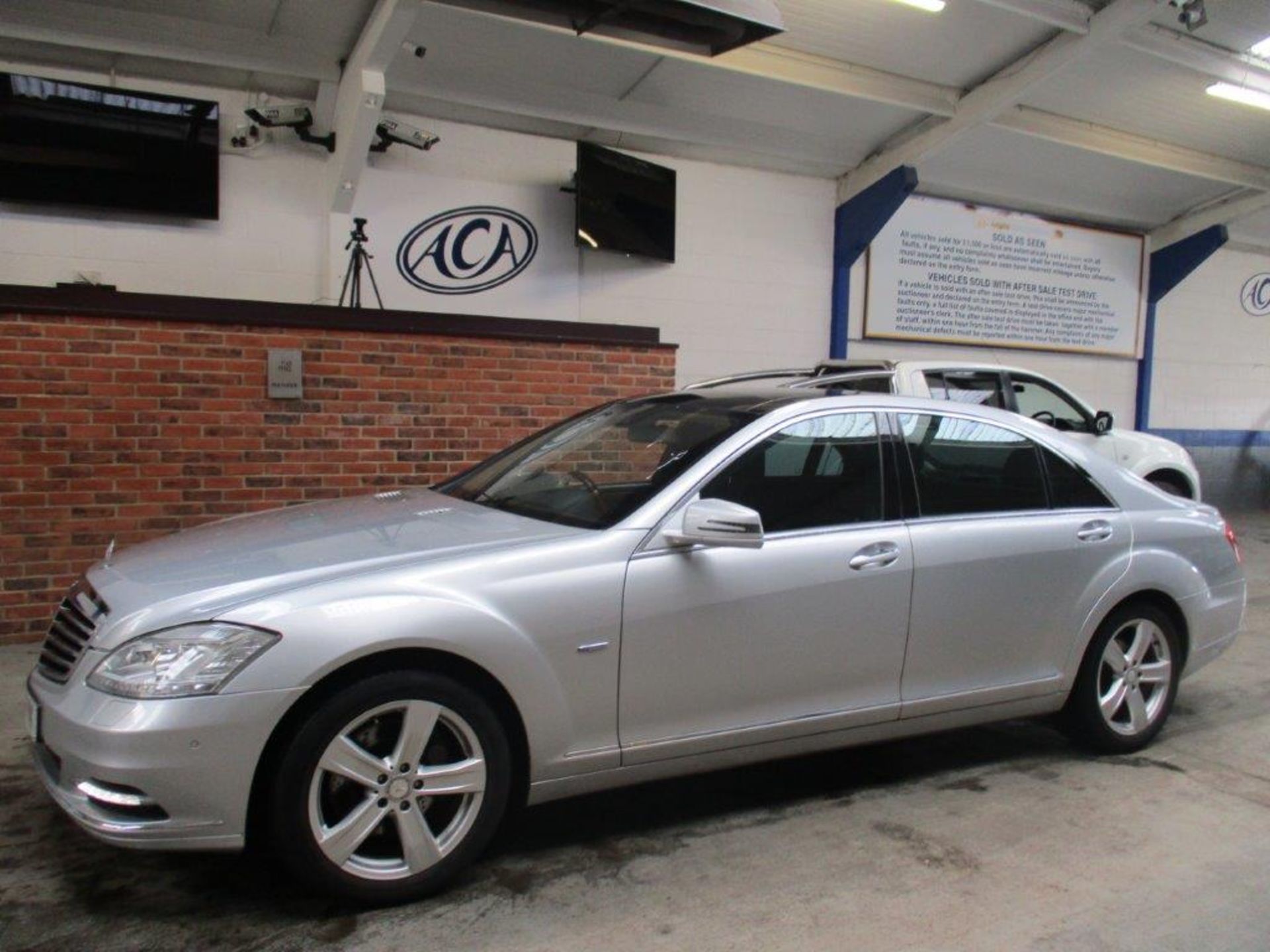 61 11 Mercedes S350 Bluetec B-fcy L