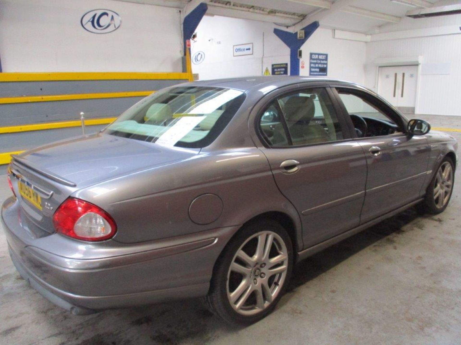 56 06 Jaguar X-type Sport D - Image 5 of 15