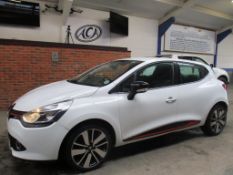 15 15 Renault Clio Dyn S M-Nav NRG