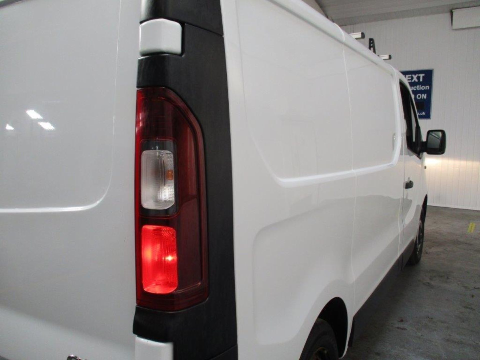 65 15 Vauxhall Vivaro 2700 CDTI - Image 10 of 23