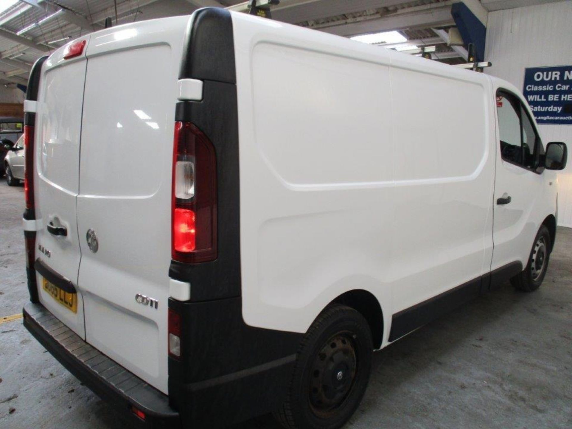 65 15 Vauxhall Vivaro 2700 CDTI - Image 2 of 23